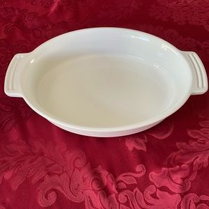 Le Creuset Oval Baking/Casserole Dish - Brand New